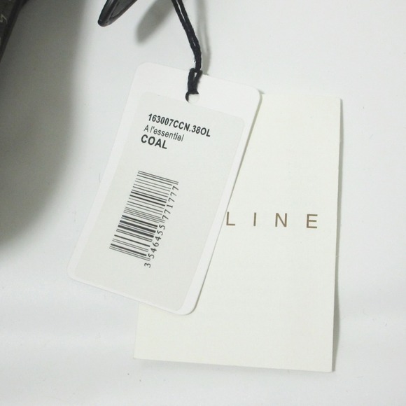 CELINE Black Shoulder Bag - Picture 12 of 12